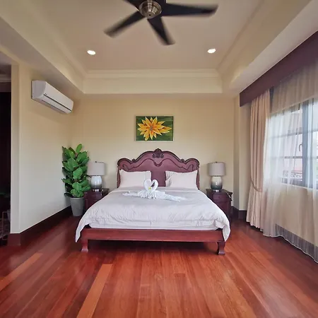 Casa Del Rio Residences Malacca Exterior photo