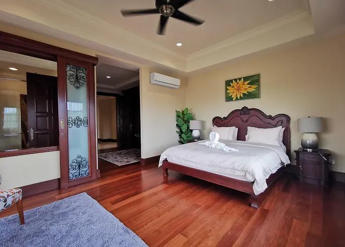 Casa Del Rio Residences