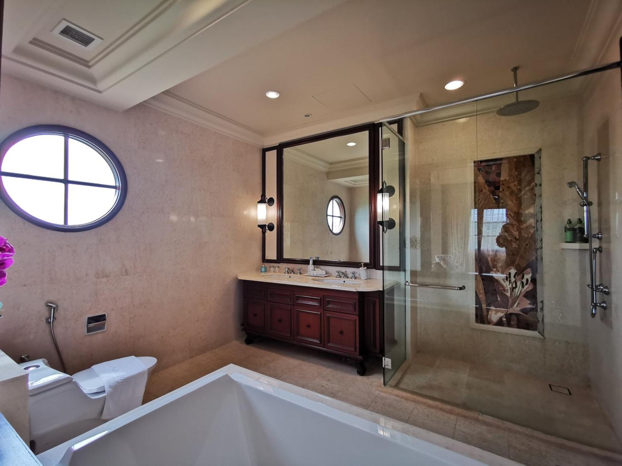 Casa Del Rio Residences Apartment